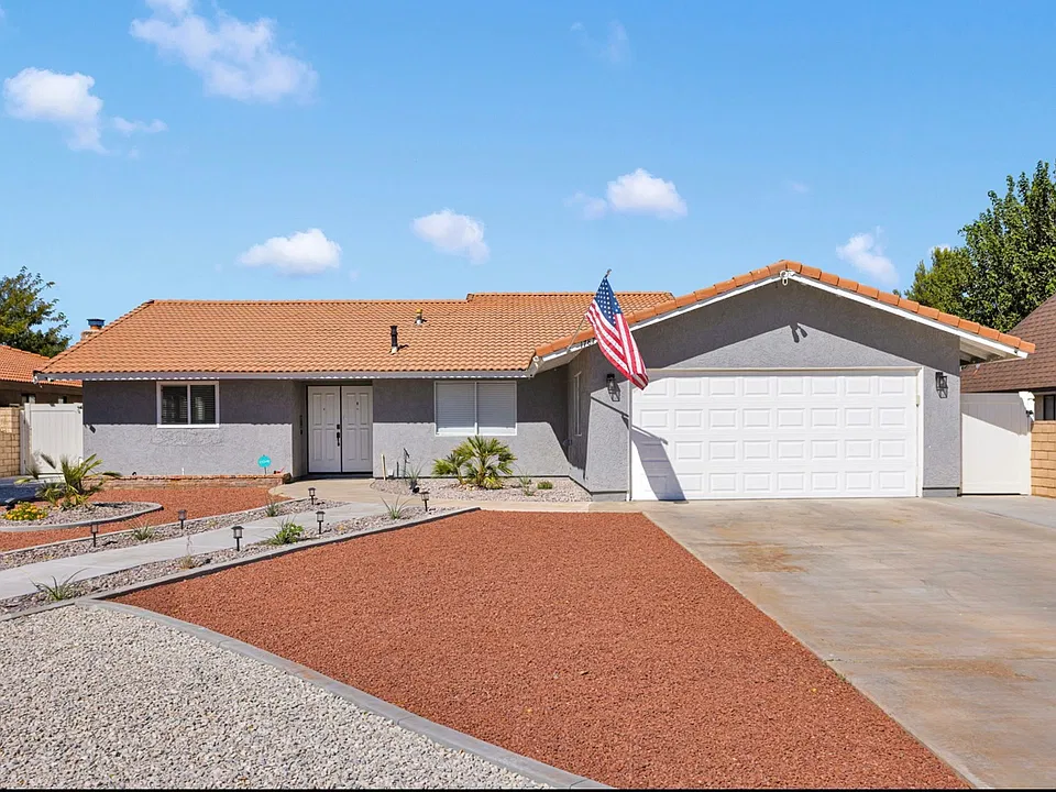 17875 Idyllwild Ln