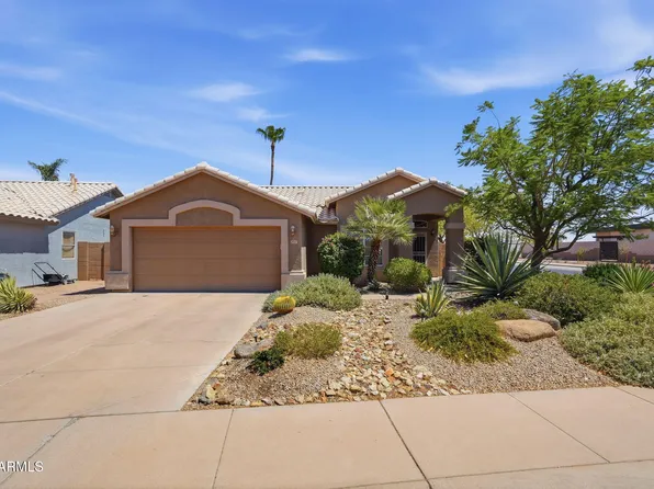 207 E DEVON Drive, Gilbert, AZ 85296