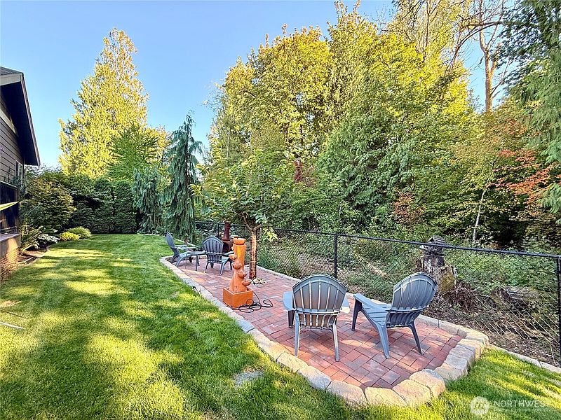 3rd image of 7317 Ashdown Lane SE