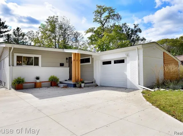 835 Norwich Dr, Troy, MI 48084