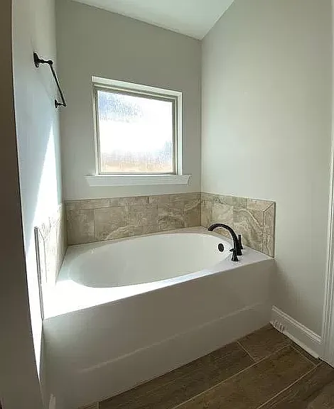 125 Lake Breeze Dr — Photo 17
