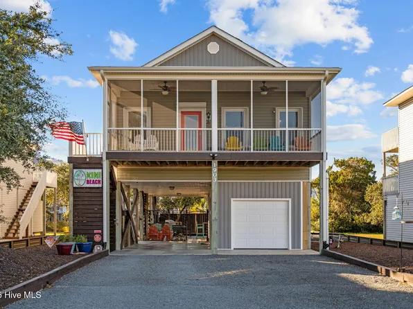 1903 E Pelican Drive, Oak Island, NC 28465