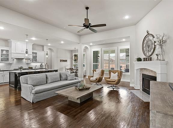 5th image of 4470 Desert Willow Dr