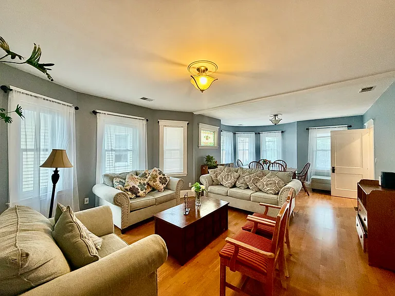 307 Washington St #1 — Photo 14