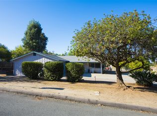 921 8th St, Ramona, CA 92065