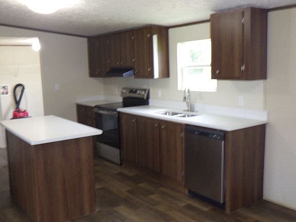 4th image of 925 Bakers Chapel Rd