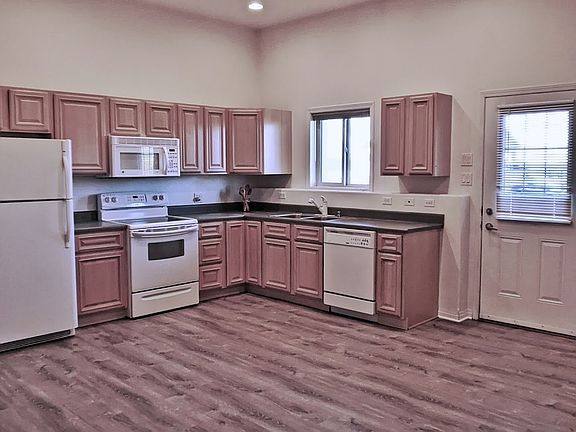 2nd image of 17022 Island View Dr