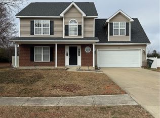 161 Fairfield Cir, Raeford, NC 28376