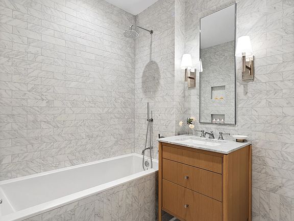 4th image of 300 W 122nd St Penthouse B