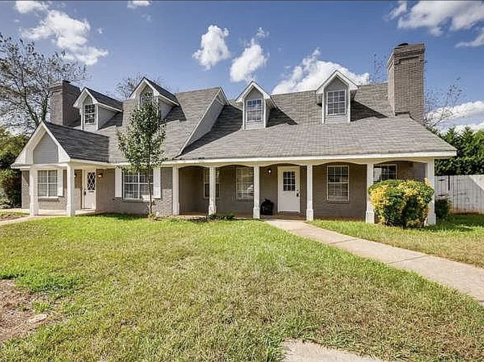 1st image of 2124B Hickory Bnd SE #B