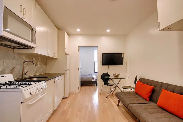 Rented by MetroNest | media 24