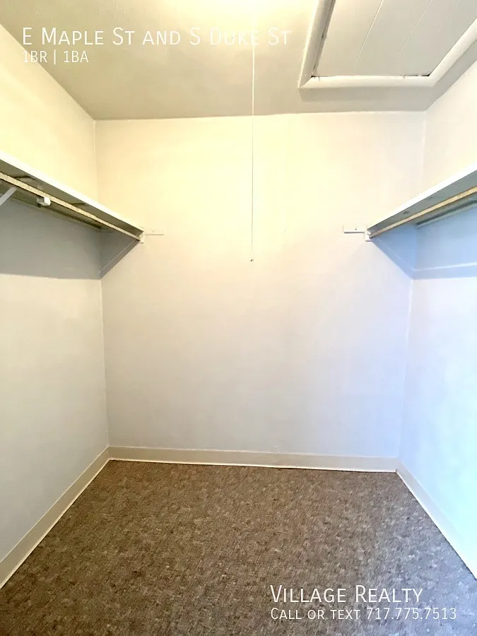Few steps, available now! Cozy Dallastown 1-Bed apartment with balcony! — Photo 3