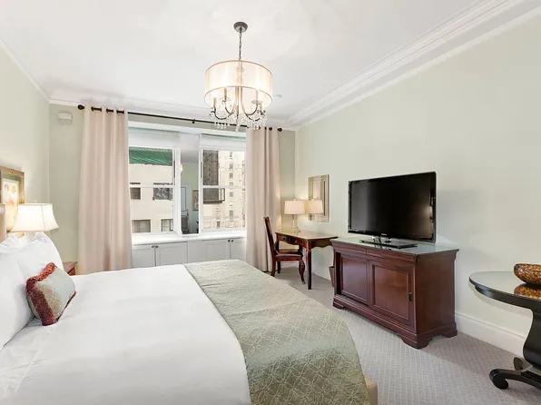 781 5th Ave #1516, New York, NY 10022