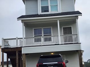 8802 Bent Oak Ln, Hitchcock, TX 77563