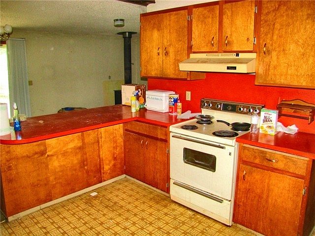 2nd image of 6517 188th Ave E