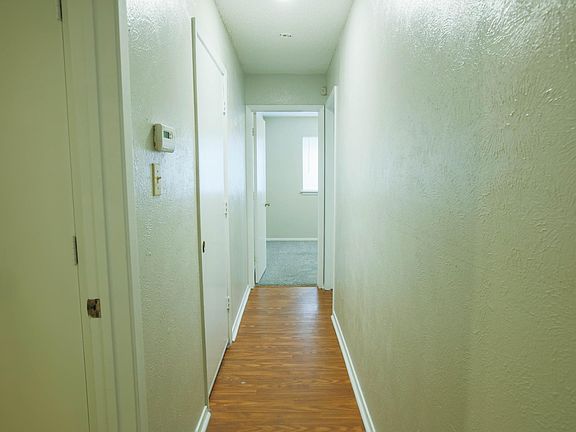 4th image of 2606 Bennington Ct