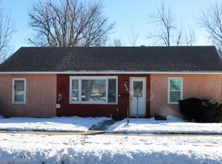 630 W Dover St, Worthington, MN 56187