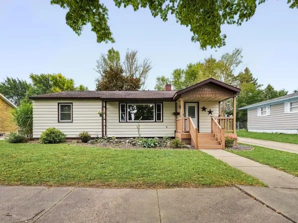 914 21st Ave, Bloomer, WI 54724