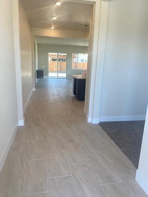 1243 Parkcrest Cir photo 1