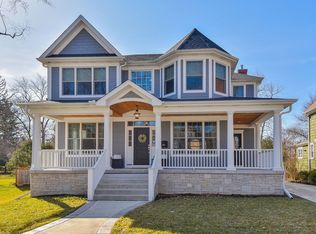 120 W Forest Ave, Wheaton, IL 60187