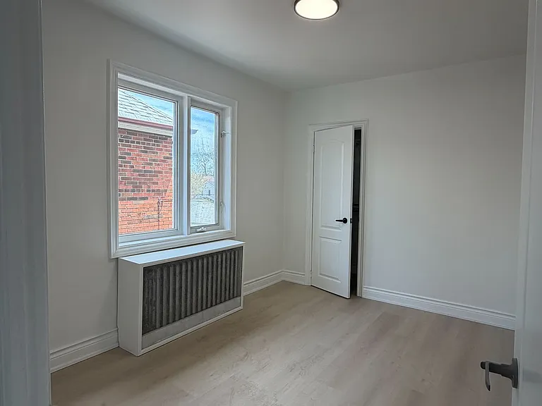247 Belgravia Ave #2 — Photo 6
