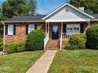 1330 Old Lenoir Rd NW, Hickory, NC 28601
