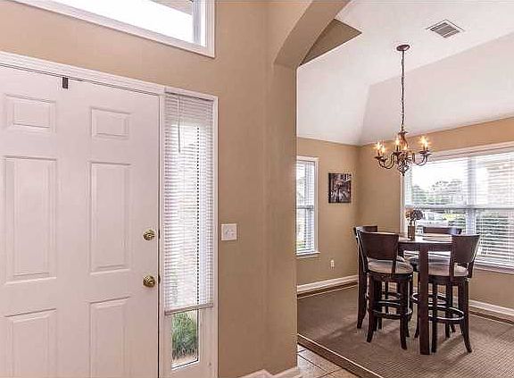 2nd image of 409 Glenmede Ln