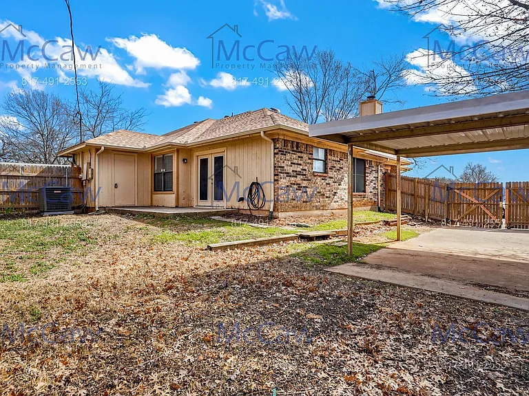 2813 Newkirk Ct — Photo 17