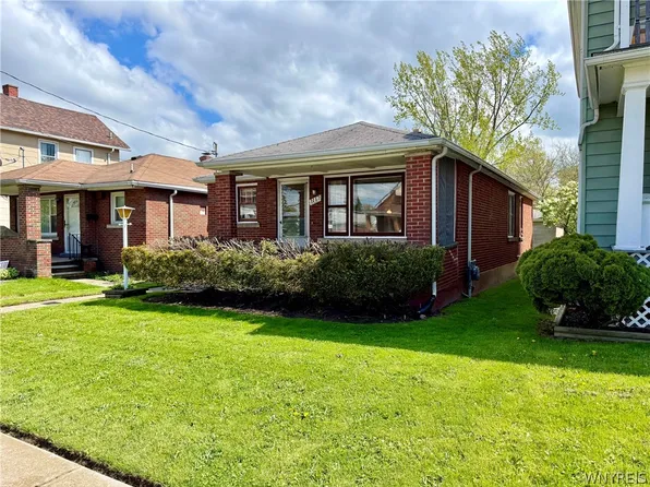 1157 La Salle Ave, Niagara Falls, NY 14301