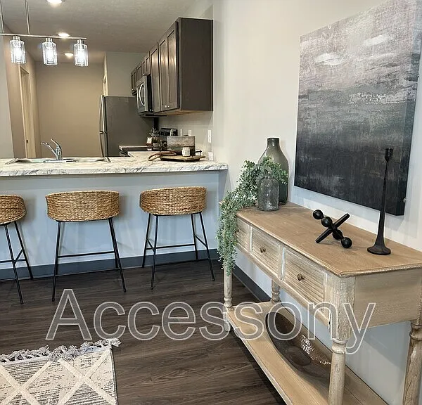 2340 Y St #7 — Photo 16