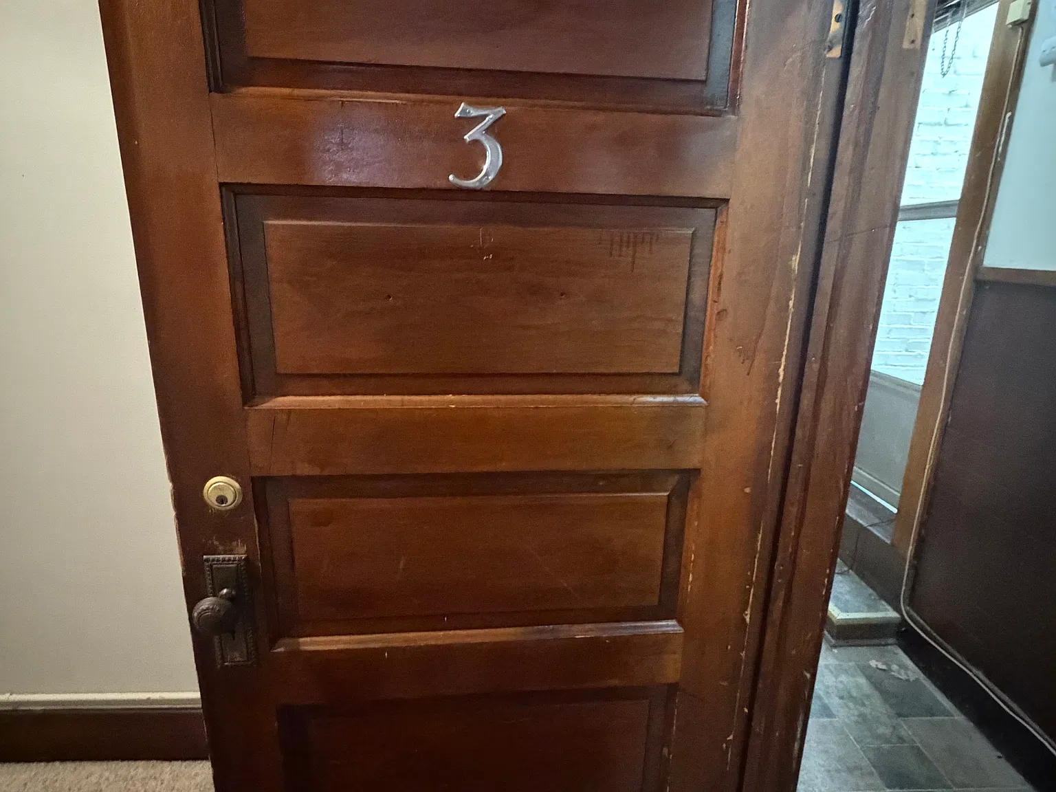 2 bed, $650 — Photo 2
