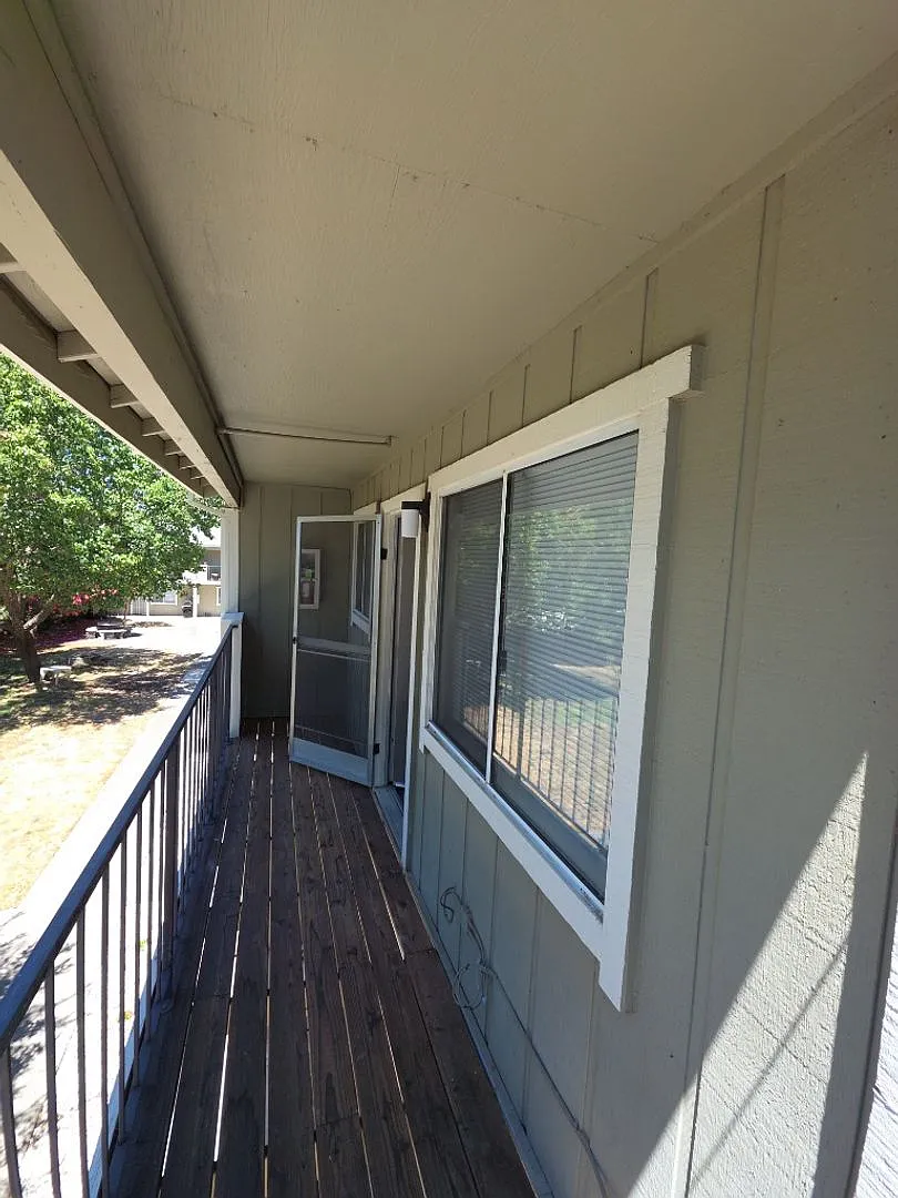 6667 Blue Heron Dr — Photo 2