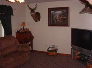 3242 Haneys Branch Rd, Huntington, WV 25704