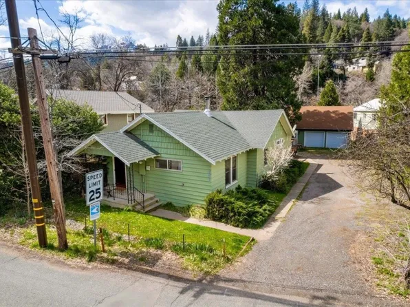 201 S 1st St, Dunsmuir, CA 96025