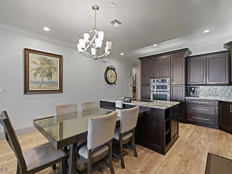 4235 SE 20th Pl #C404 — Photo 6