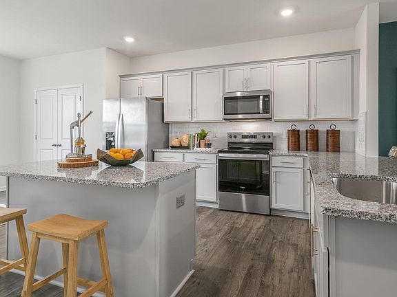 7th image of this home