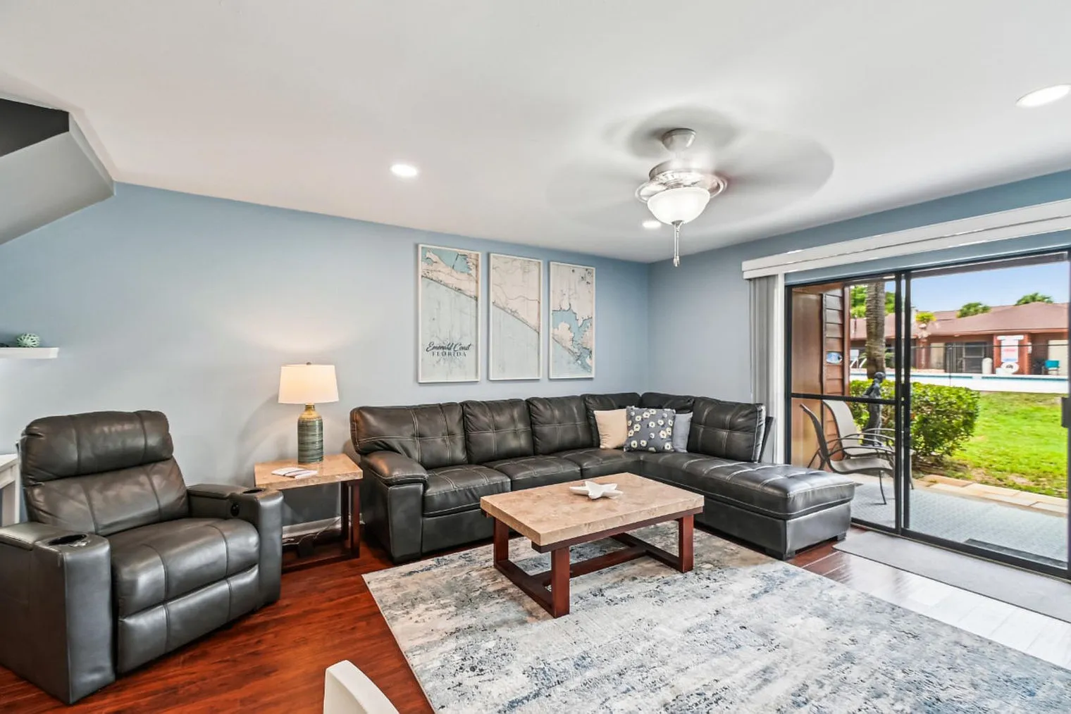 2 bed, 2.0 bath, 1097 sqft, $2,728 — Photo 1