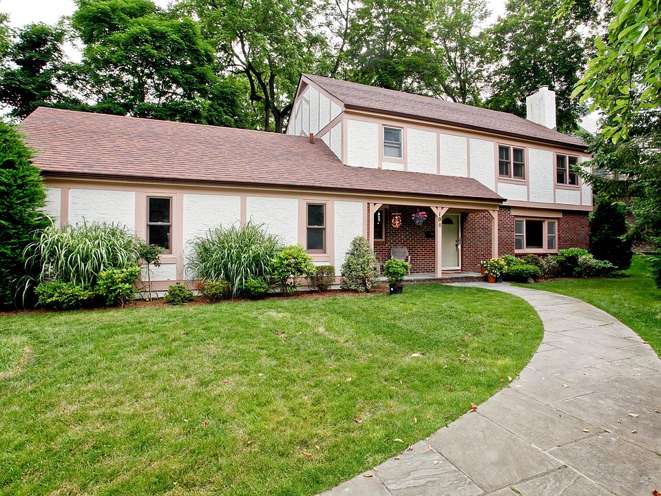 1st image of 108 Carstensen Dr