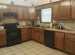 3905 Aurora Ave, Des Moines, IA 50310