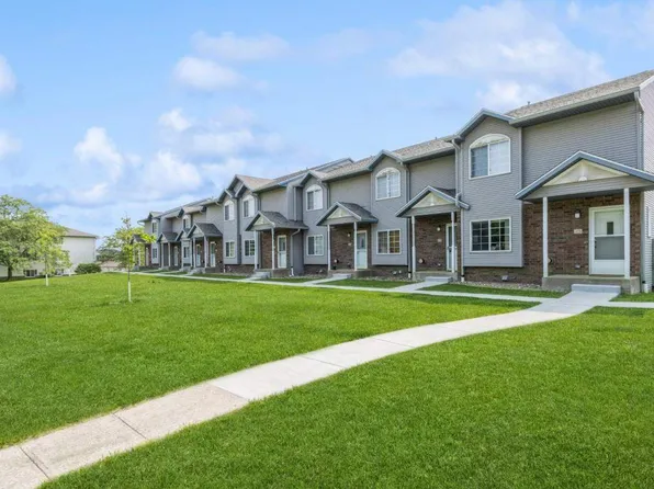 21 N Scott Blvd, Iowa City, IA 52245