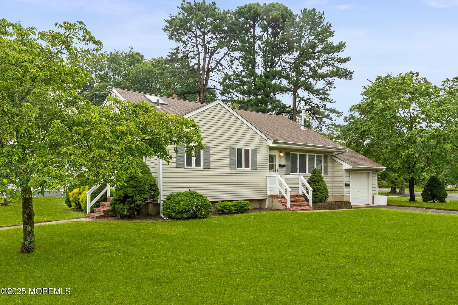 32 Branch Road photo 1