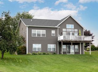 4280 Ridgemoor Dr, Traverse City, MI 49684