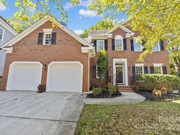 9200 Brechin Dr, Charlotte, NC 28277