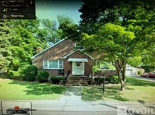 816 Kingsland Ln FLOOR 1, Fort Lee, NJ 07024