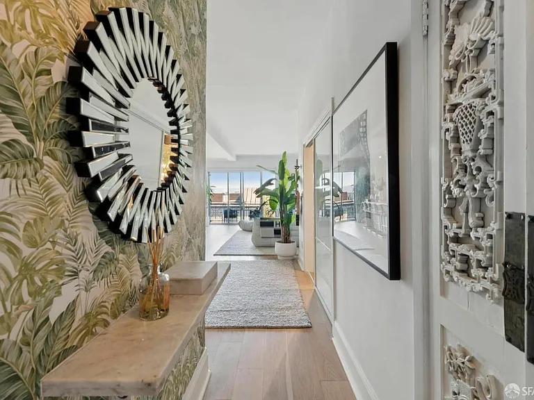 1407 Montgomery St #2 — Photo 2