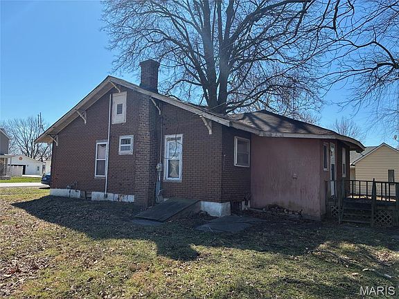 3rd image of 333 N Dye St