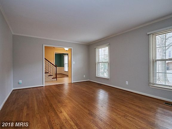 5th image of 113 N Liberty St