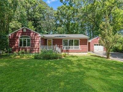11 Clearbrook Drive, Smithtown, NY, 11787