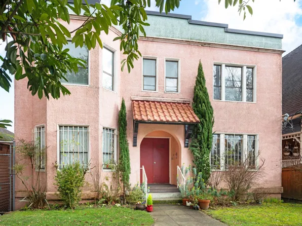 Rosada Apartments, 1132 19th Ave #C, Seattle, WA 98122