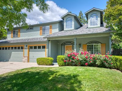 2072 E Lexington Ave, Fresno, CA, 93720